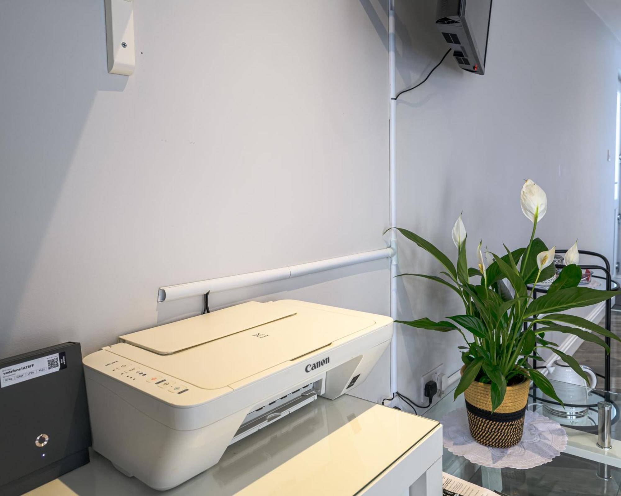Luxury One Bedroom Guesthouse M6, Junction 10 Walsall Willenhall Extérieur photo